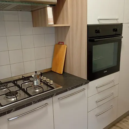 L'alloggio Da Ines Apartman *